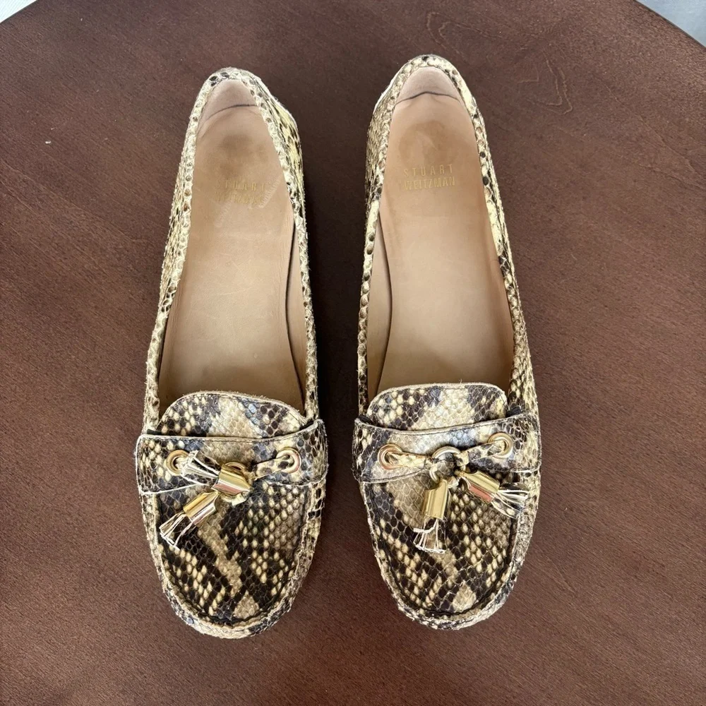 Stuart Weitzman Snakeskin Tassel Loafer, Size 9